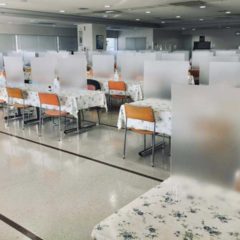 飛沫感染を防ぐパーテーション