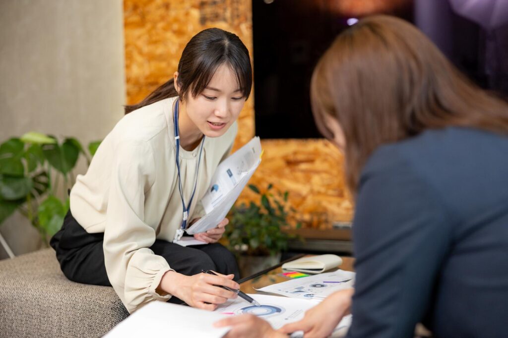 業務の属人化リスクを放置していませんか？社員退職後の業務停滞を防ぐには